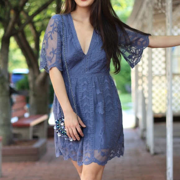 Socialite (Nordstrom) lace periwinkle dress, size medium - Picture 5 of 5